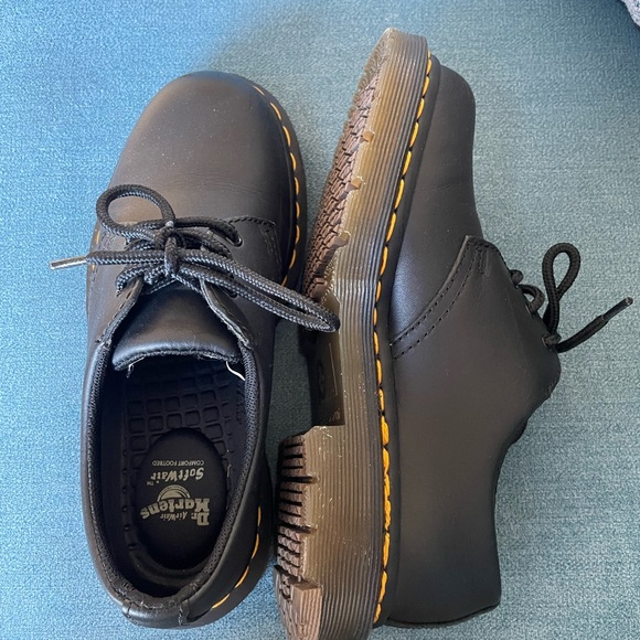 Dr. Martin 1461 SR woman’s black shoe size 5 - Picture 2 of 4